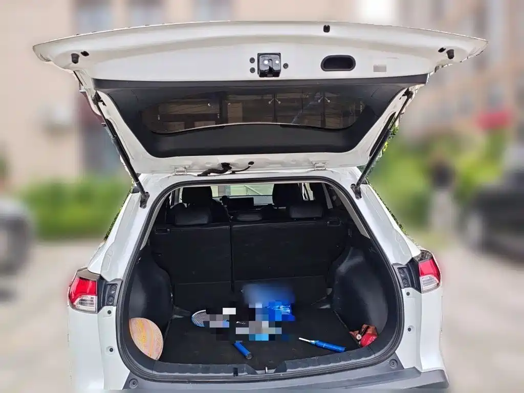 Toyota Frontlander — миниатюра 10