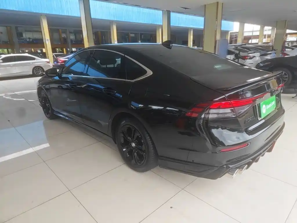 Honda Accord — миниатюра 5