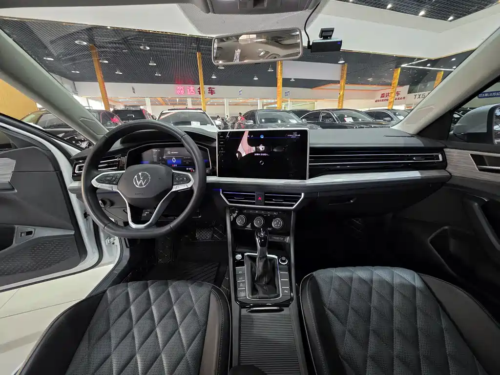 Volkswagen Sagitar — миниатюра 11