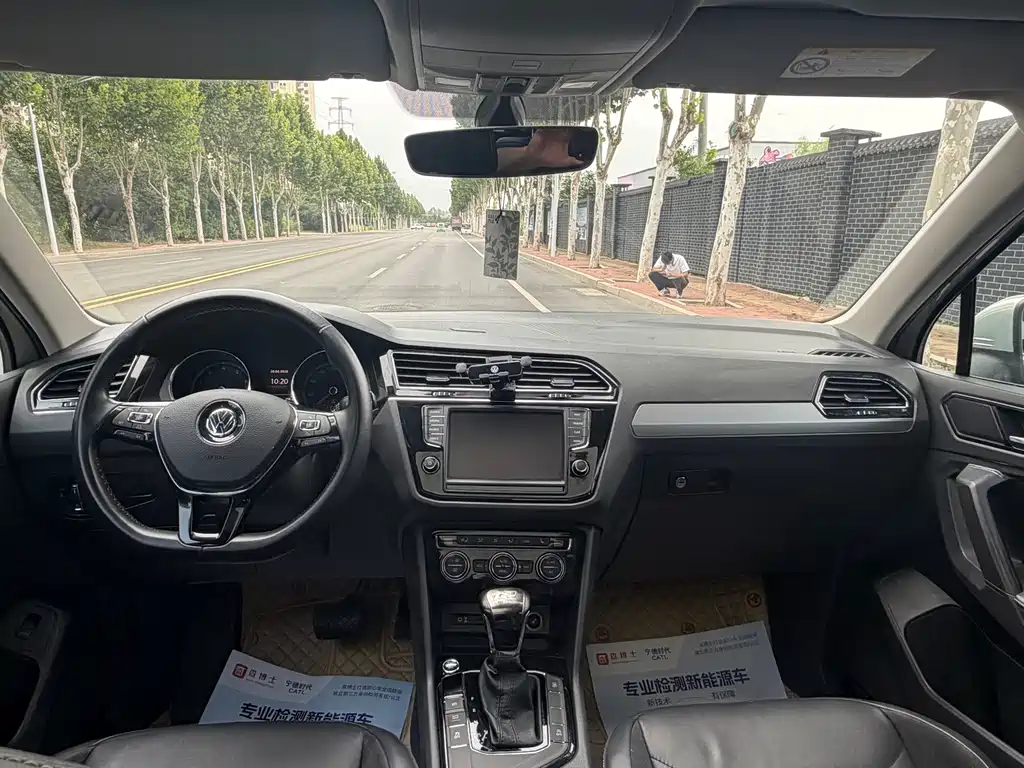 Volkswagen Tiguan L — миниатюра 9