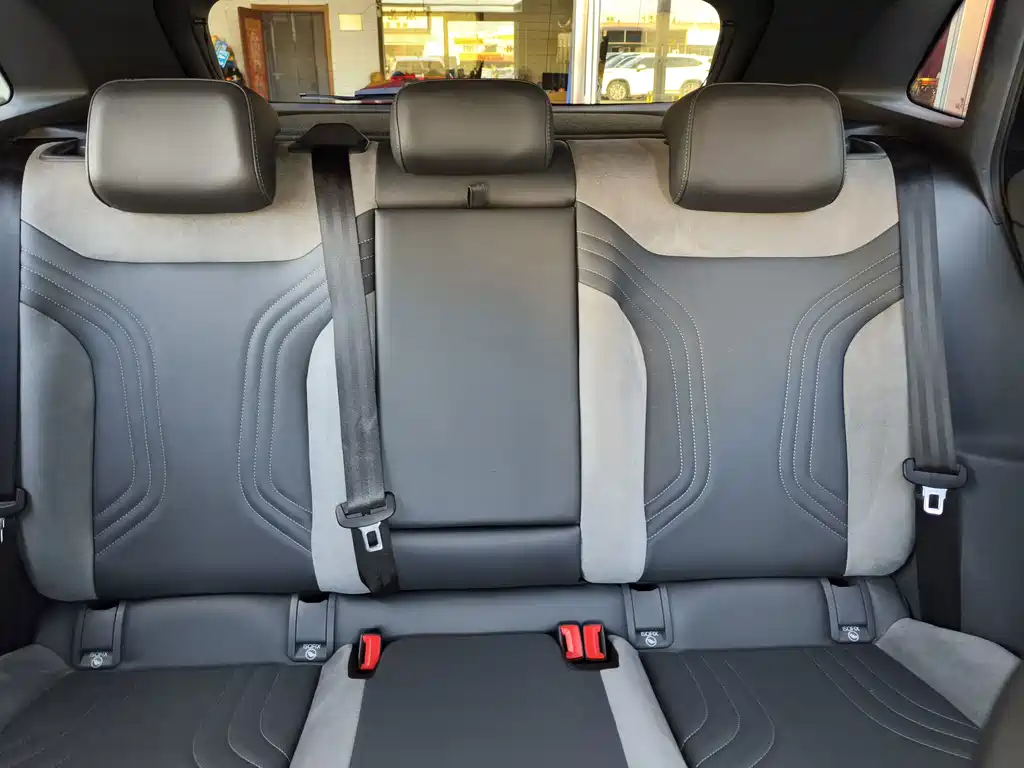 Volkswagen ID.4 Crozz — миниатюра 12