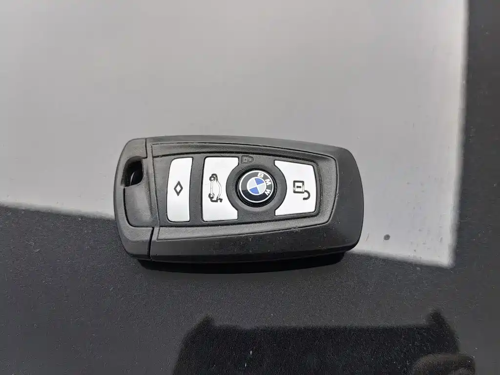 BMW 5 Series GT — миниатюра 19