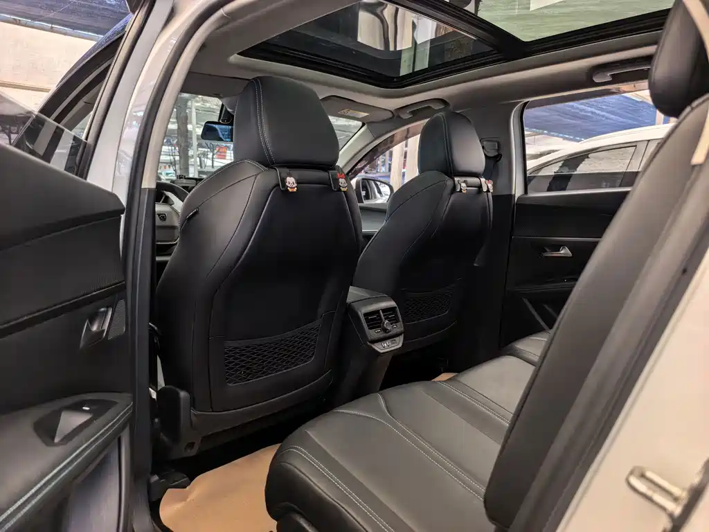 Peugeot 5008 — миниатюра 13