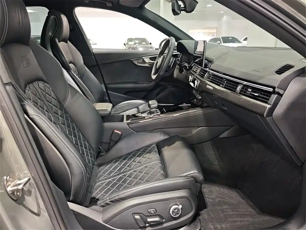 Audi S4 — миниатюра 12