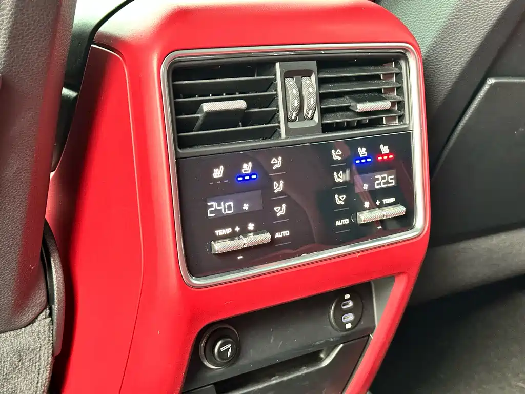 PORSCHE CAYENNE NEW ENERGY