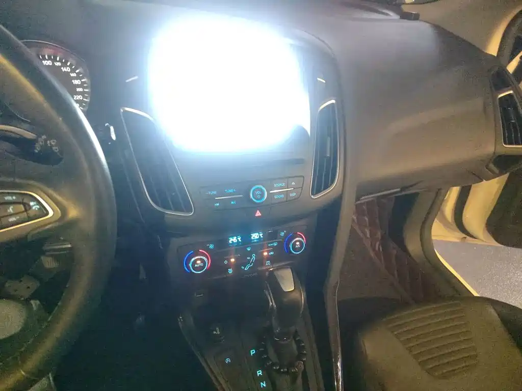 Ford Focus — миниатюра 14