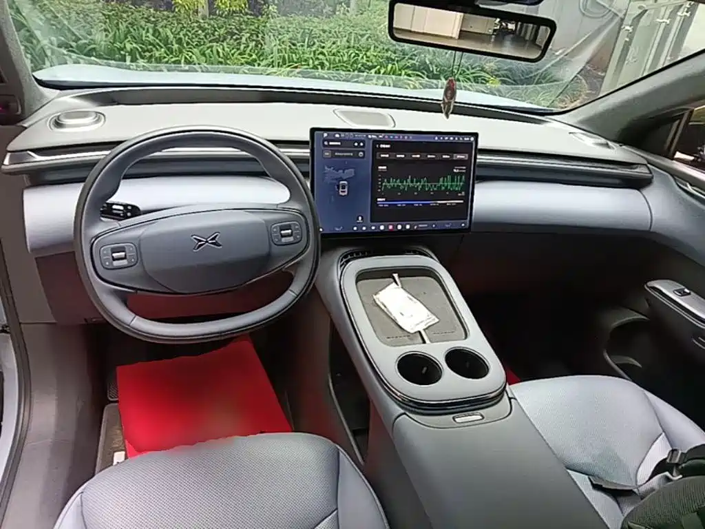 XPeng G7 — миниатюра 10