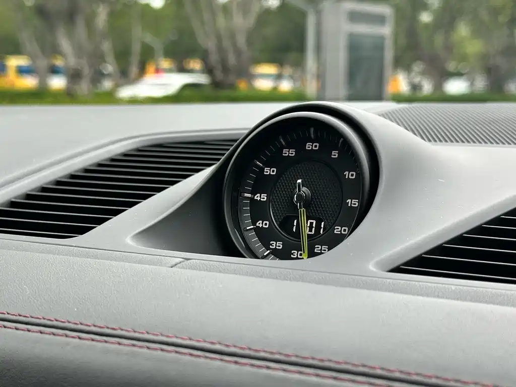 PORSCHE CAYENNE NEW ENERGY