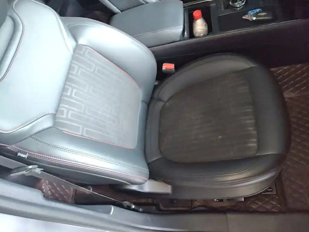 Ford Mondeo — миниатюра 25