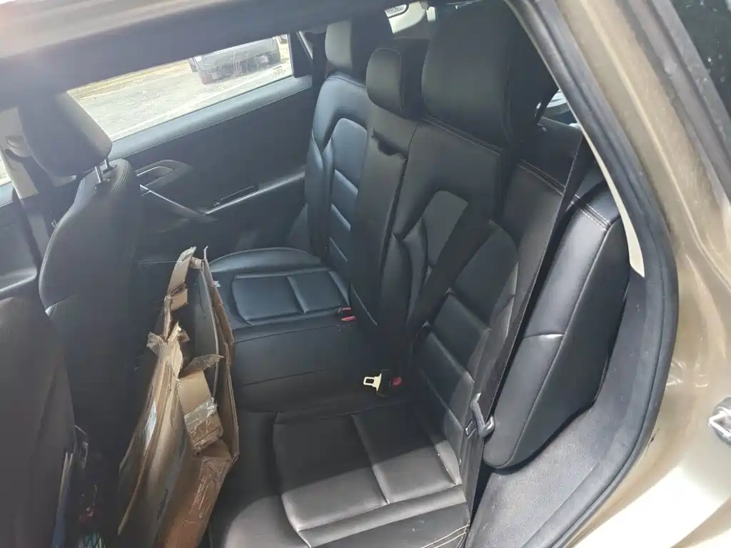 Geely Boyue — миниатюра 15
