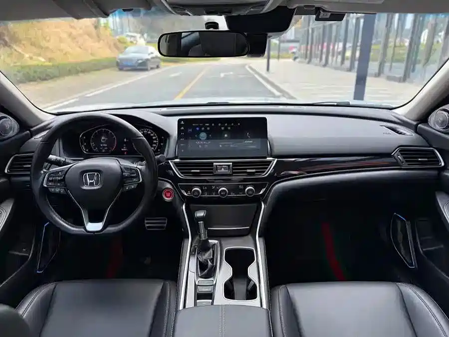 Honda Accord — миниатюра 5