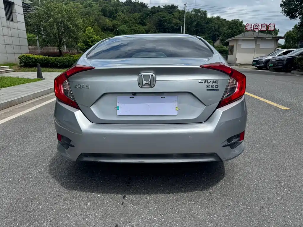 Honda Civic — миниатюра 6