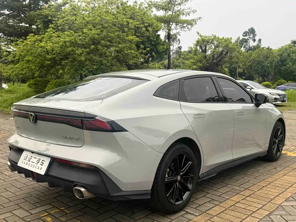 Changan UNI-V — миниатюра 22