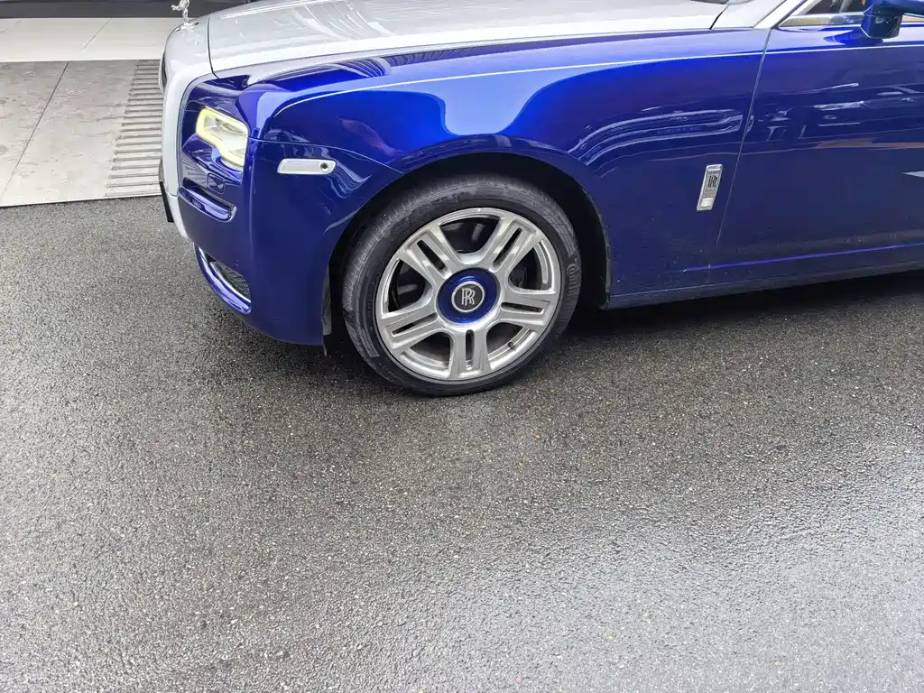 Rolls-Royce Ghost — миниатюра 3