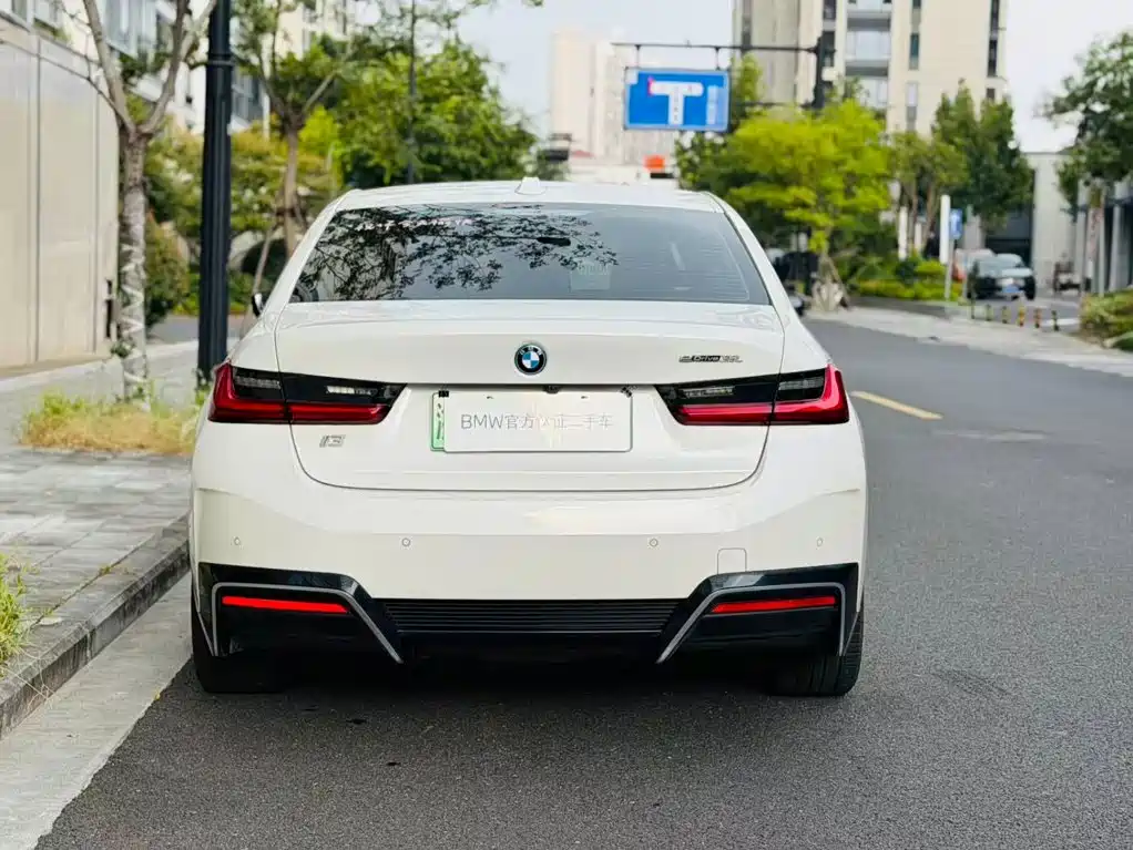 BMW i3 — миниатюра 5