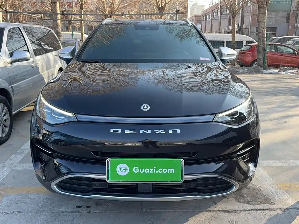 DENZA X