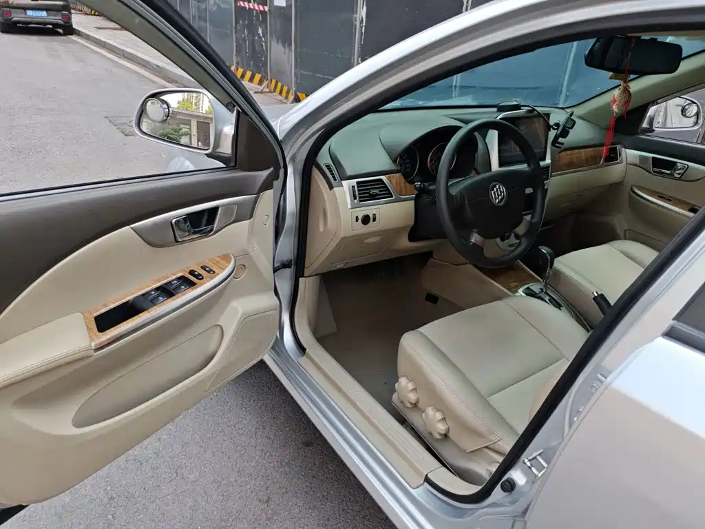 Buick Excelle — миниатюра 13