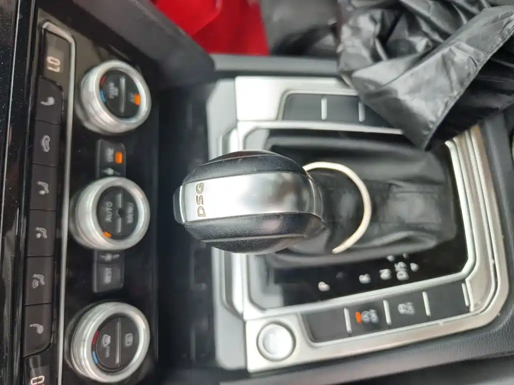 Volkswagen Magotan — миниатюра 7