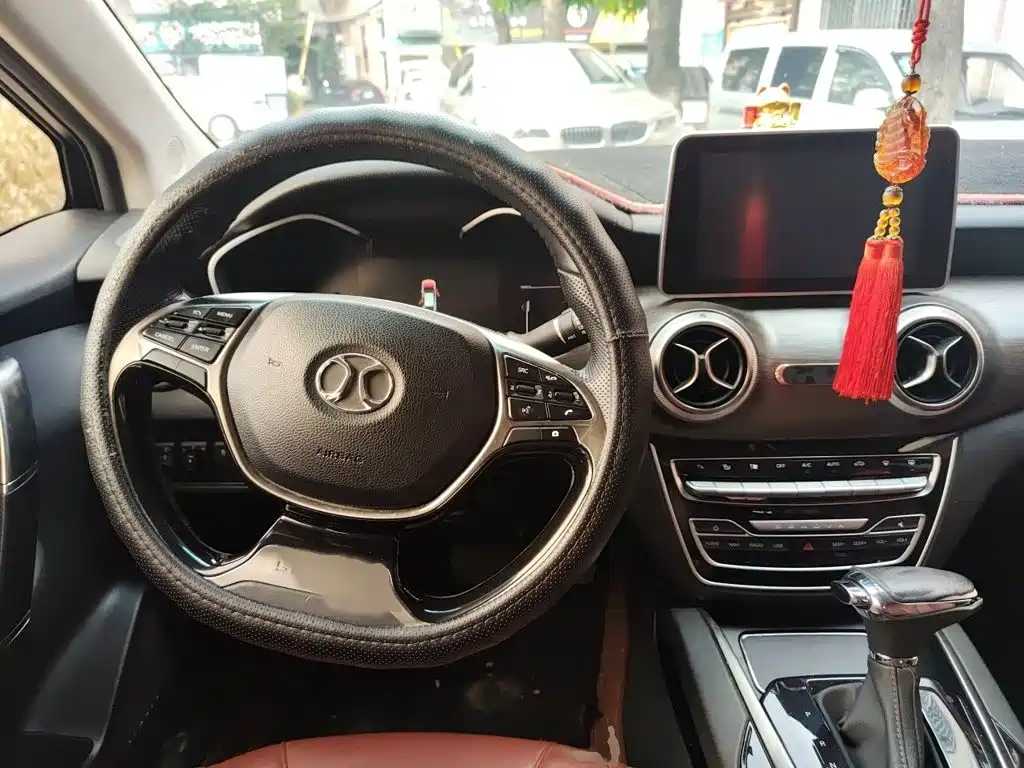 BAIC Senova D50 — миниатюра 13
