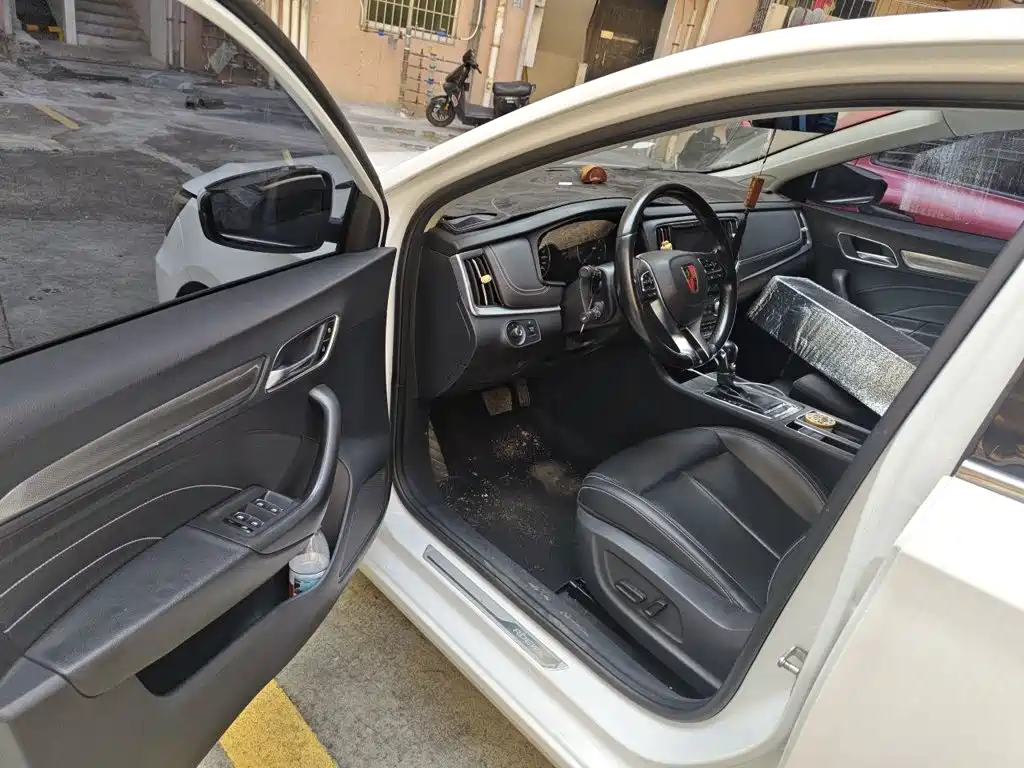 Roewe Roewe i6 Classic — миниатюра 14