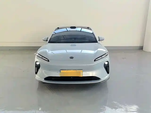 NIO NIO ET5