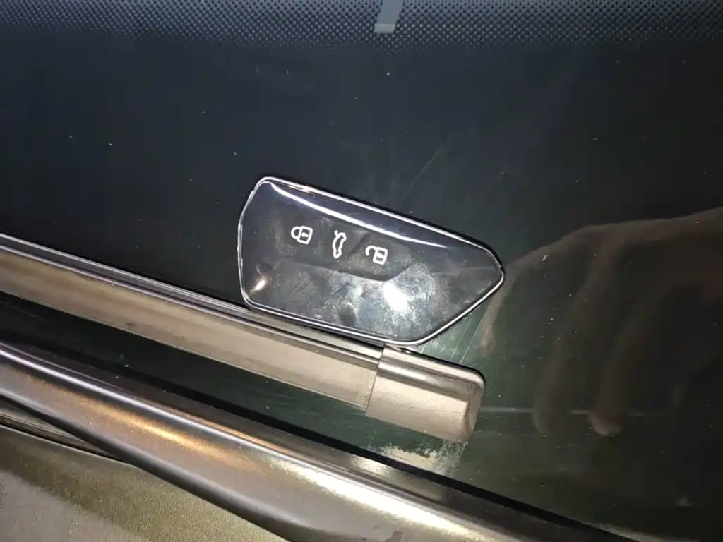 Volkswagen ID.4 Crozz — миниатюра 9