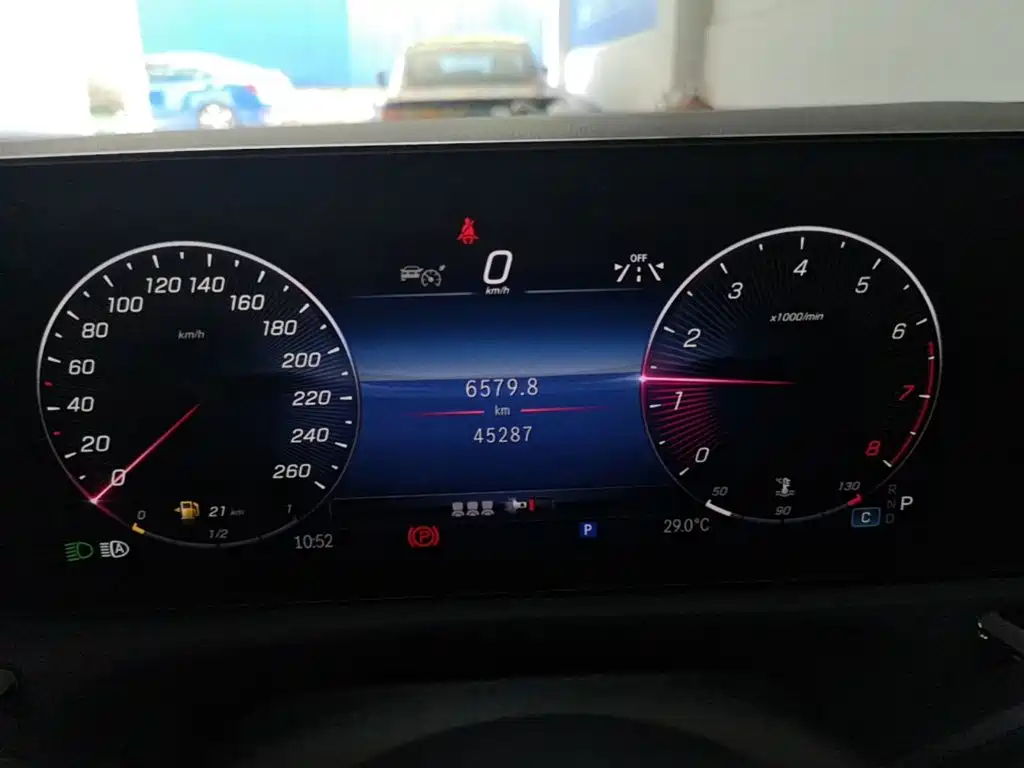 Mercedes-Benz A-Class — миниатюра 12