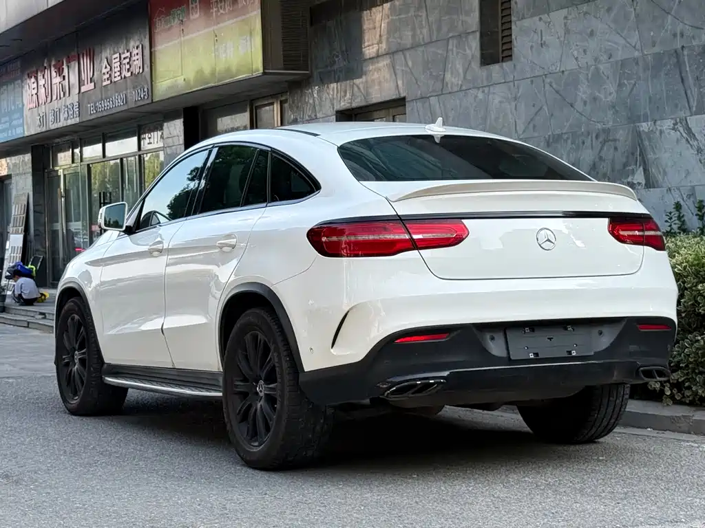 Mercedes-Benz GLE Coupe GLE 320 4MATIC Coupe SUV, фото 6