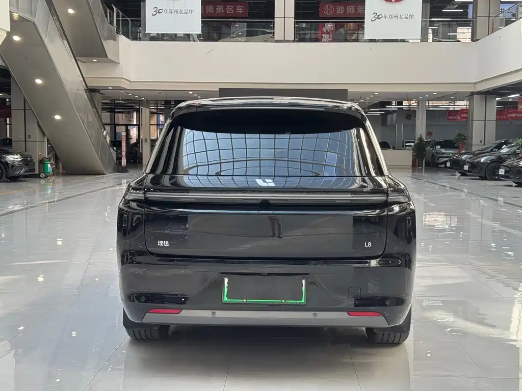 Li Auto Li L8 — миниатюра 10