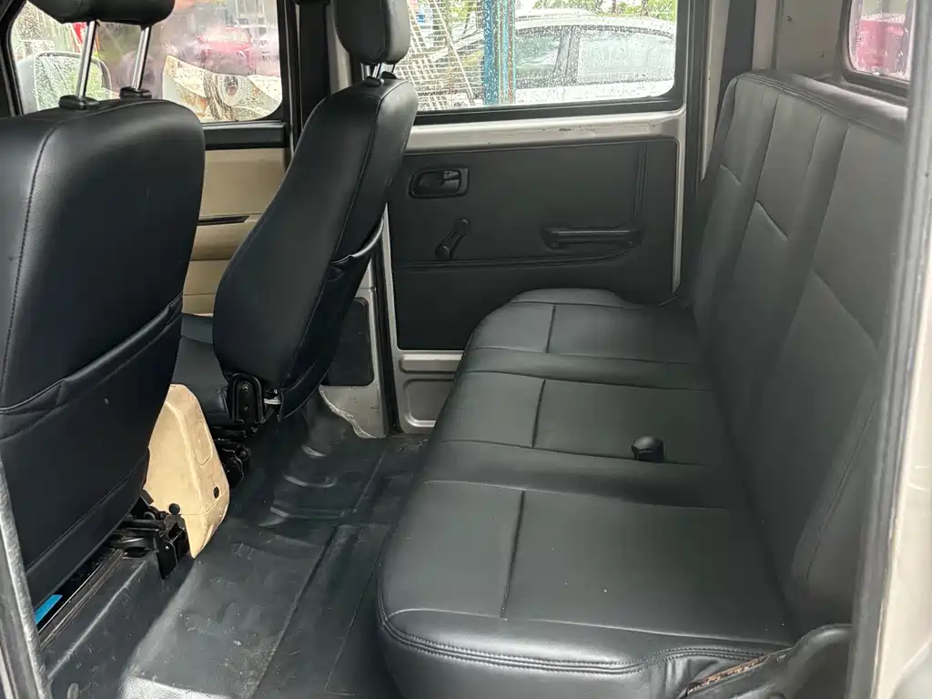 CHANGAN NEW LEOPARD T3