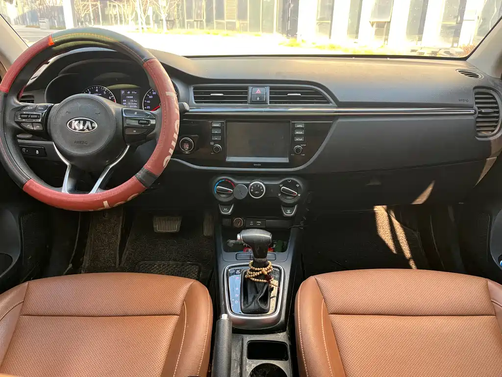 KIA KX CROSS