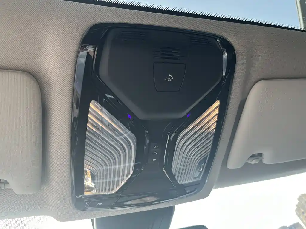 BMW 3 Series — миниатюра 16