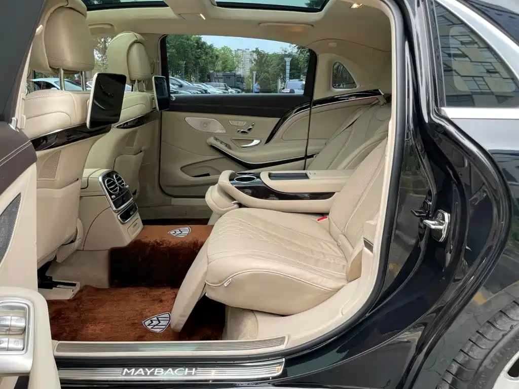 Mercedes-Benz S-Class — миниатюра 11