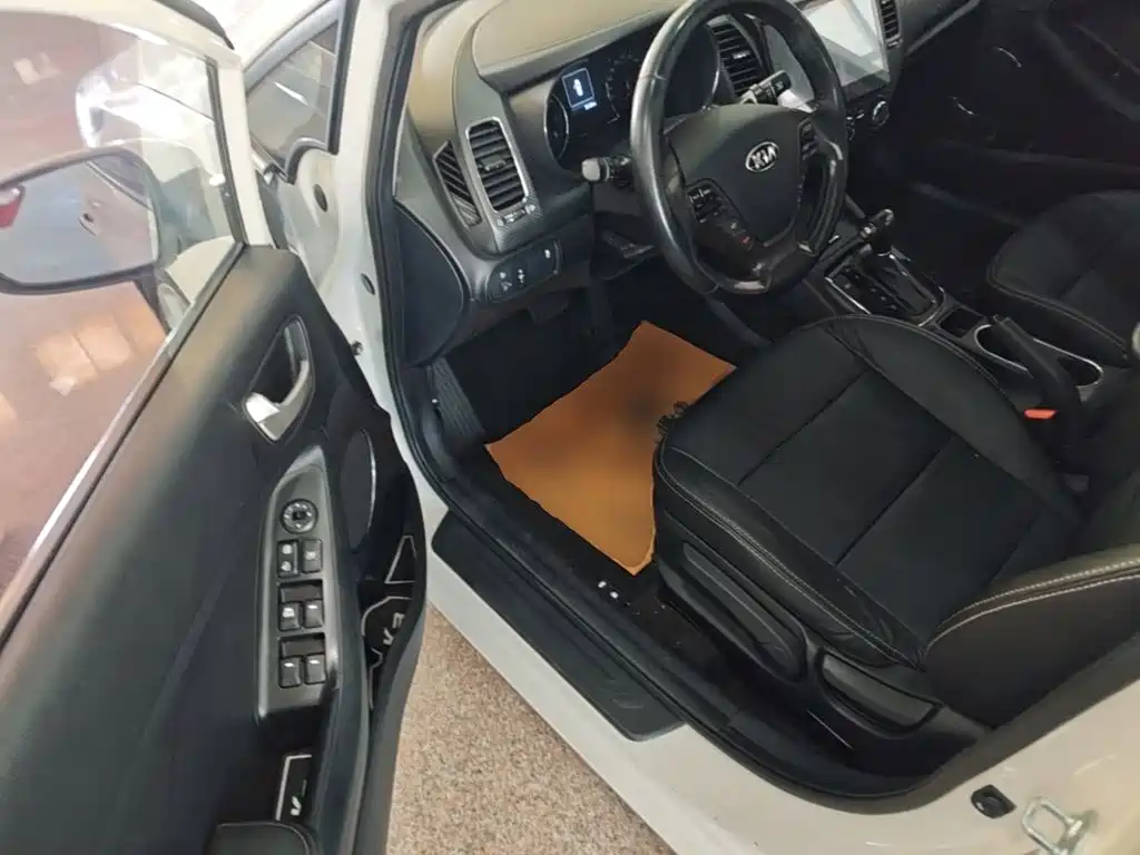 Kia K3 — миниатюра 16
