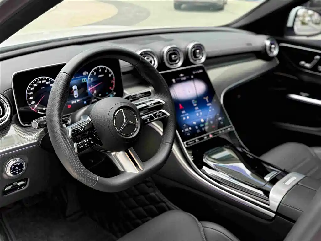 Mercedes-Benz C-Class — миниатюра 24