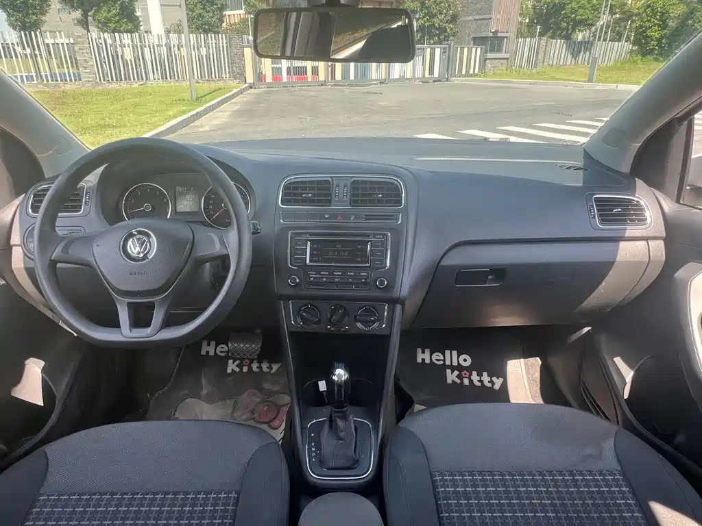 Volkswagen Polo — миниатюра 8