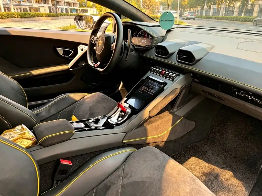 Lamborghini Huracán — миниатюра 4