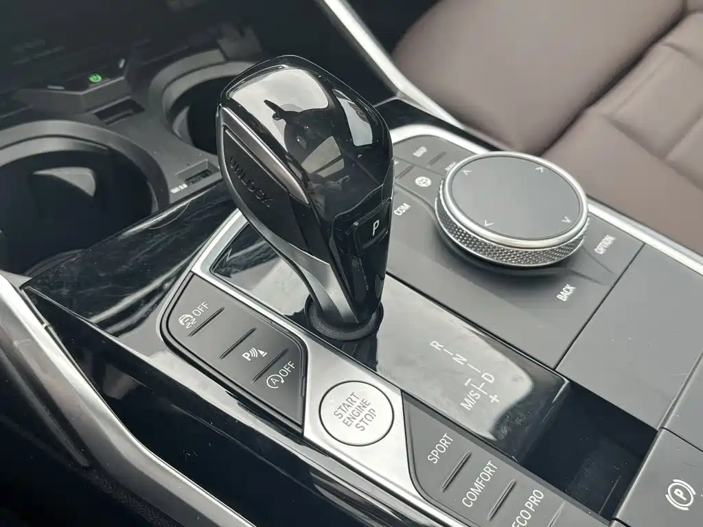BMW 3 Series — миниатюра 16