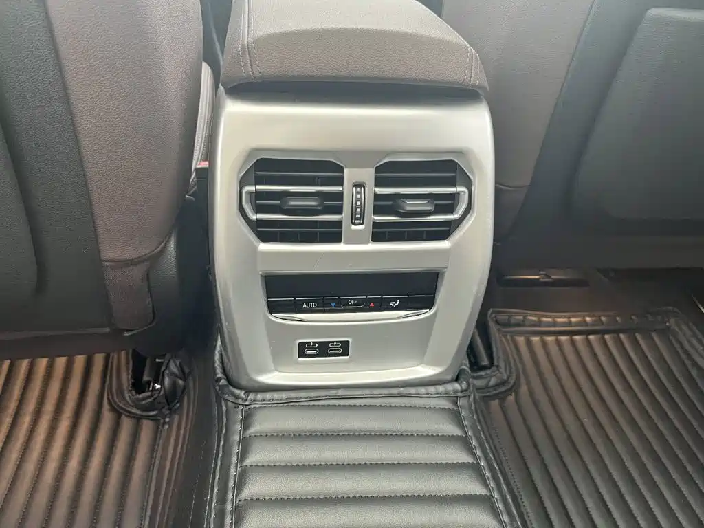 BMW 3 Series — миниатюра 24