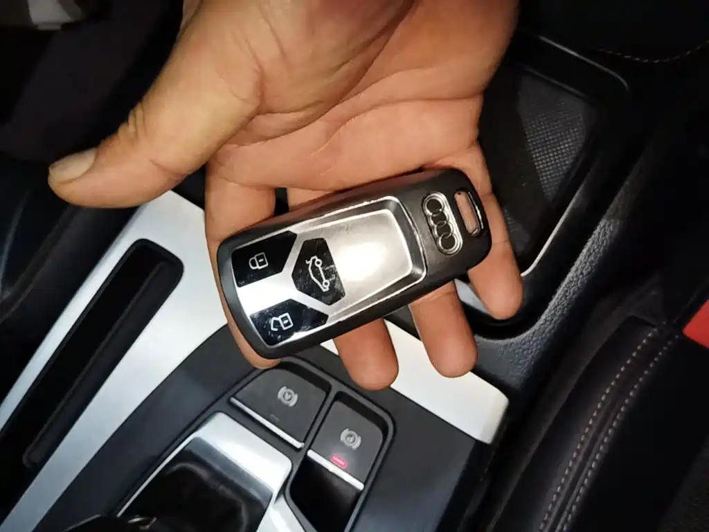 Audi Q5L — миниатюра 9