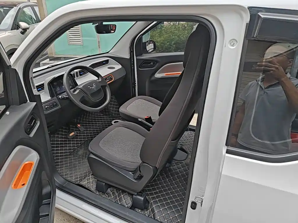 Wuling MINIEV — миниатюра 15