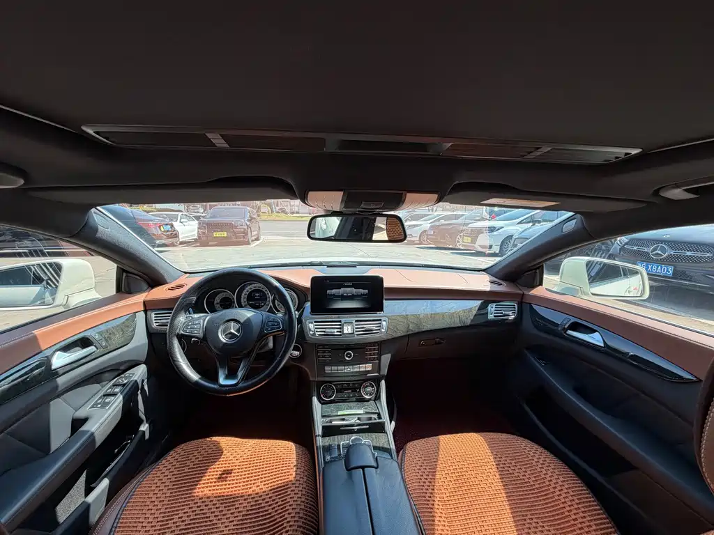 Mercedes-Benz CLS — миниатюра 9