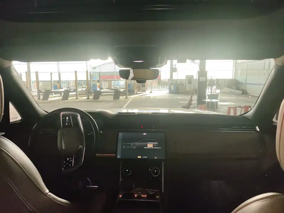 Land Rover Range Rover — миниатюра 3