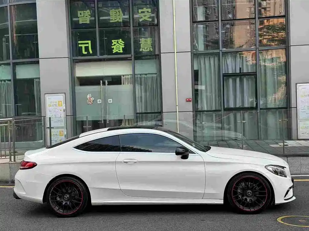 Mercedes-Benz C-Class (Import) — миниатюра 4
