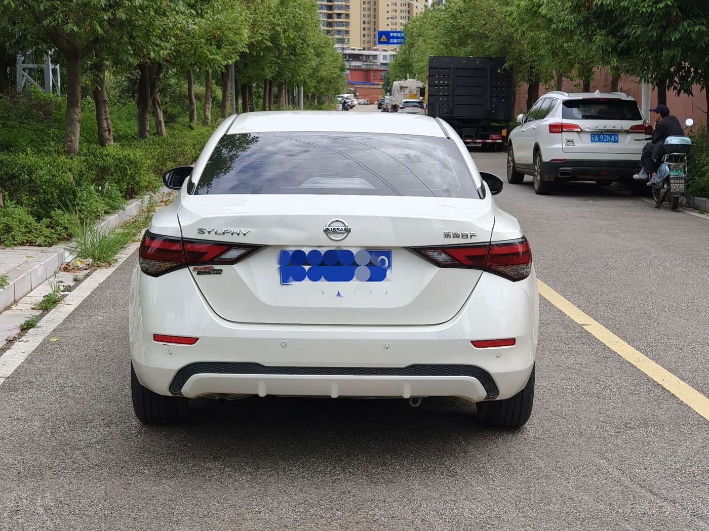 Nissan Sylphy 1.6 л 2021 г. Белый, пробег 50000 км