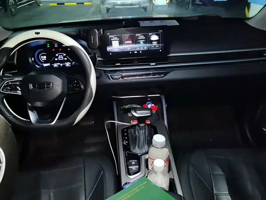 Geely Emgrand — миниатюра 12