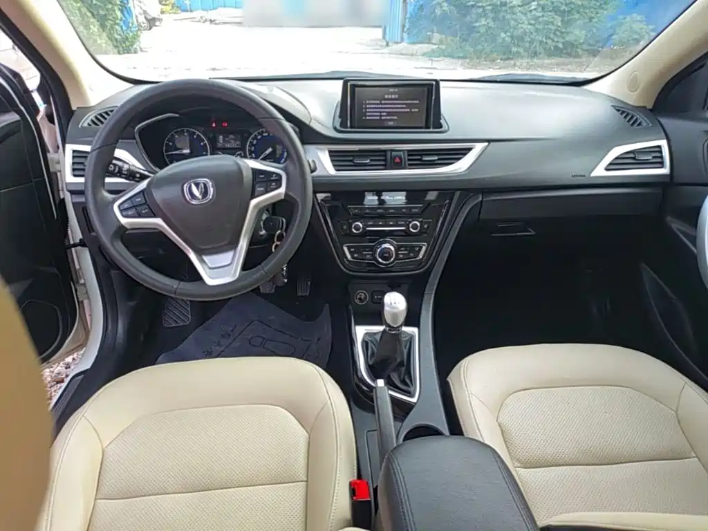 Changan V7 — миниатюра 10
