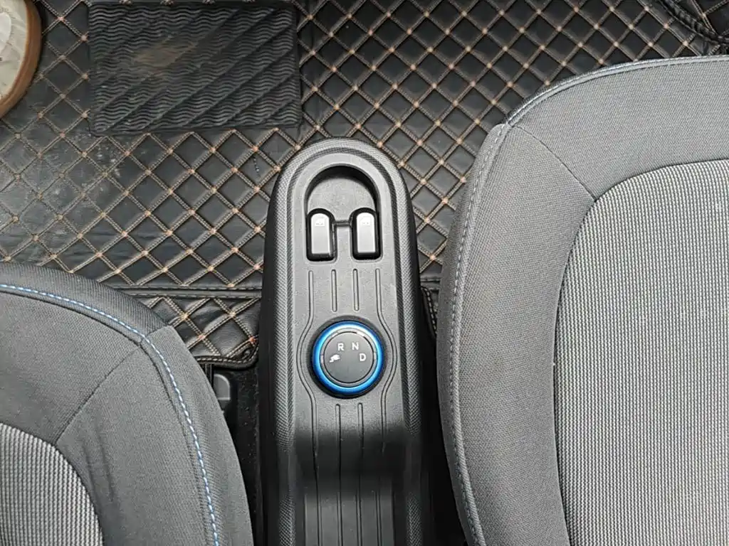 Wuling MINIEV — миниатюра 14