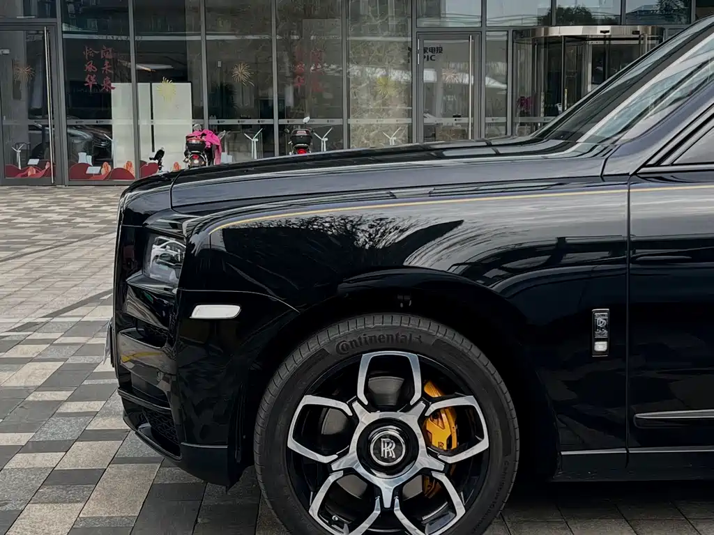 ROLLS-ROYCE CULLINAN