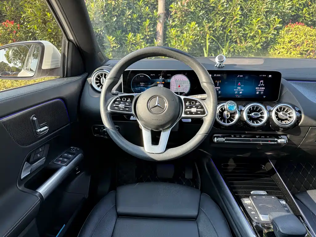 Mercedes-Benz GLA — миниатюра 9